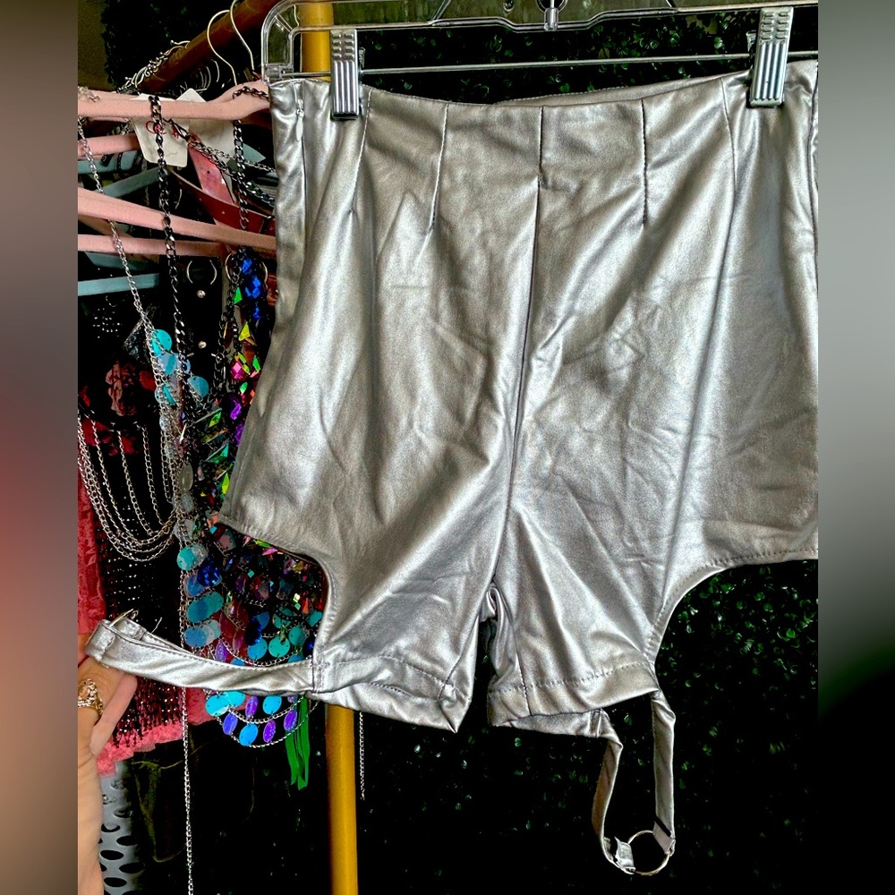 Brand new Size L Fitted Silver Shorts. Perfect for Festive wear!!!